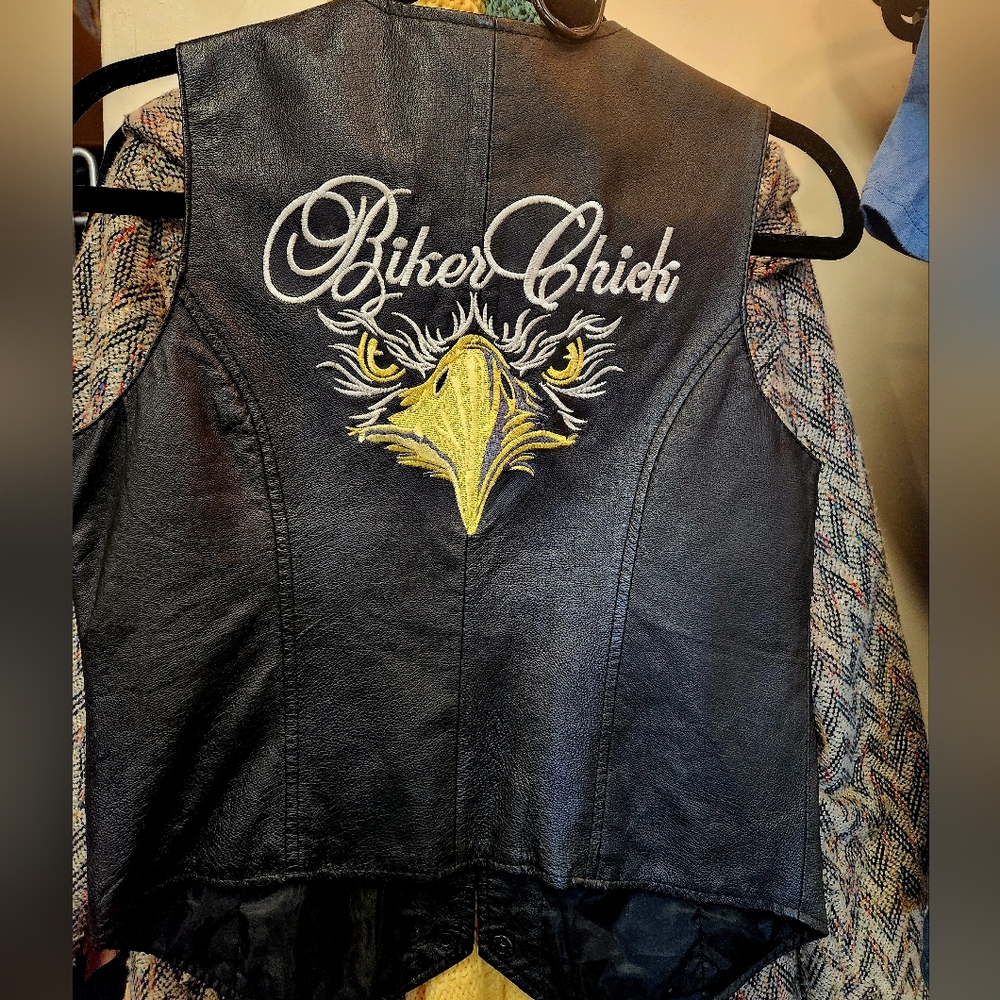 VTG "Biker Chick" Black Leather Yellow Embroidery Button Up Western Vest EUVC 34